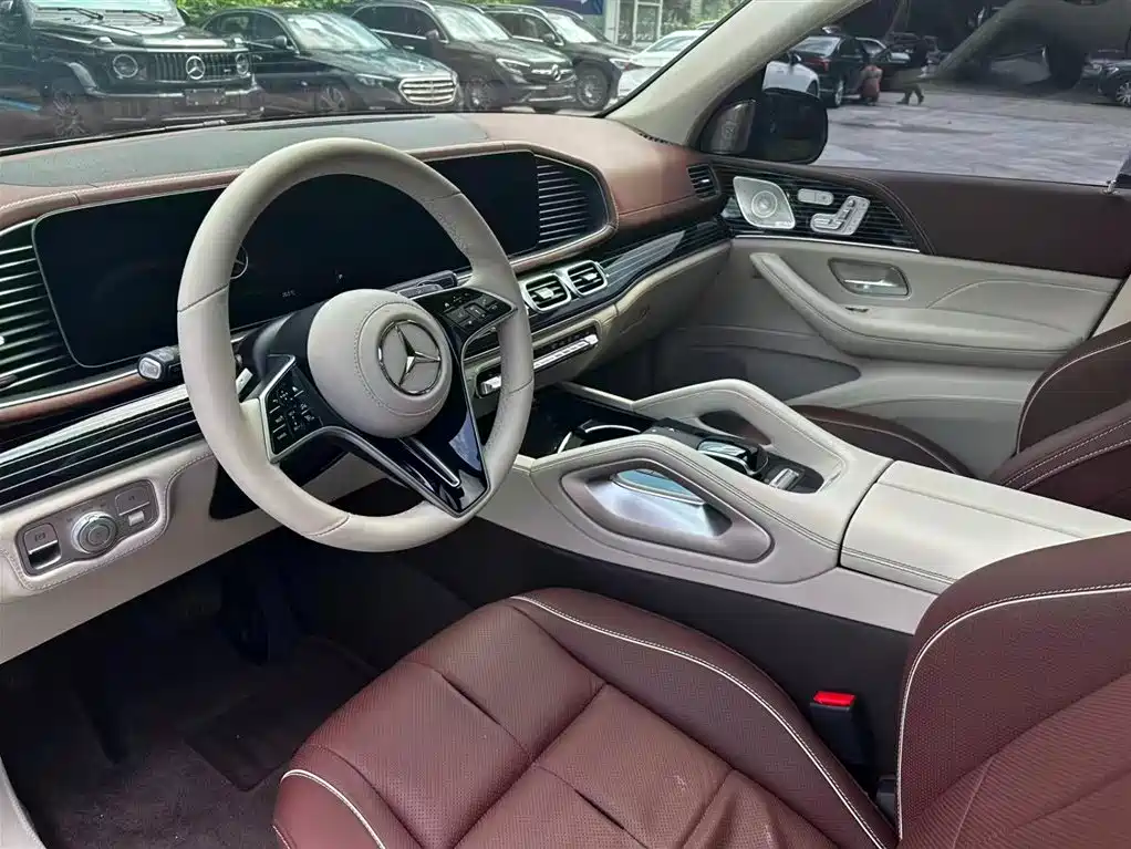 Mercedes-Benz GLE 2025 GLE 450 4MATIC Fashion фото 16
