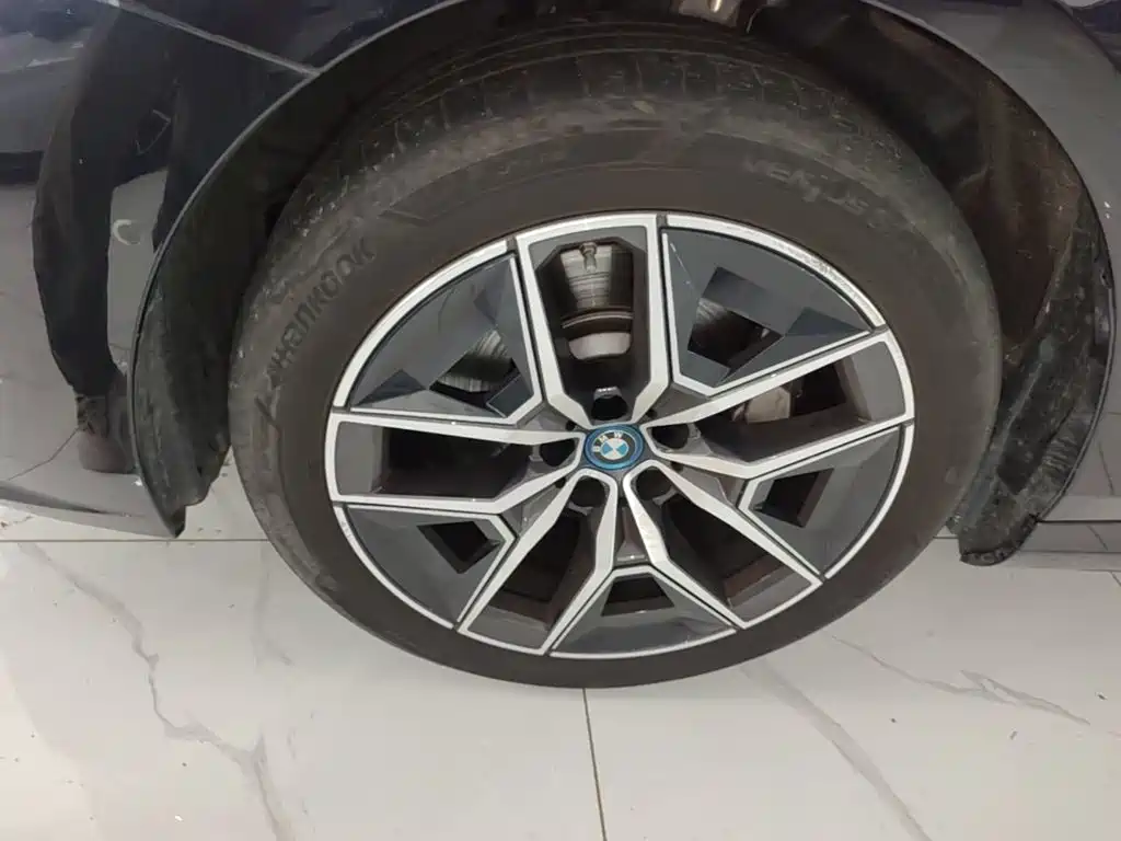 BMW i5 2025 2025 eDrive 35L M Sport Package