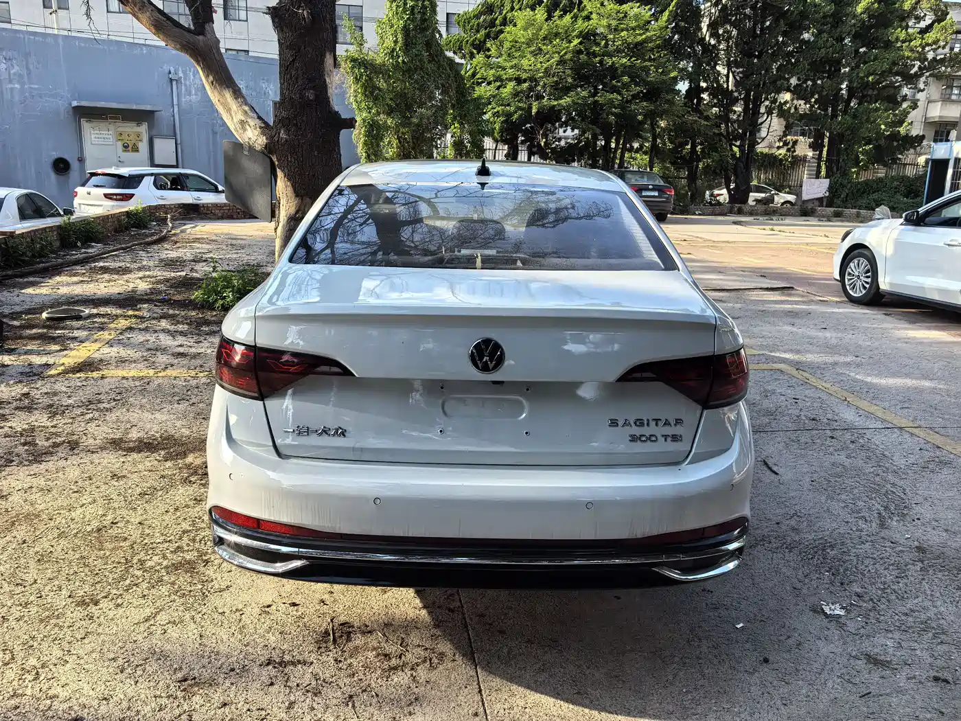 Volkswagen Sagitar 2024 300TSI DSG Surpass Edition фото 14