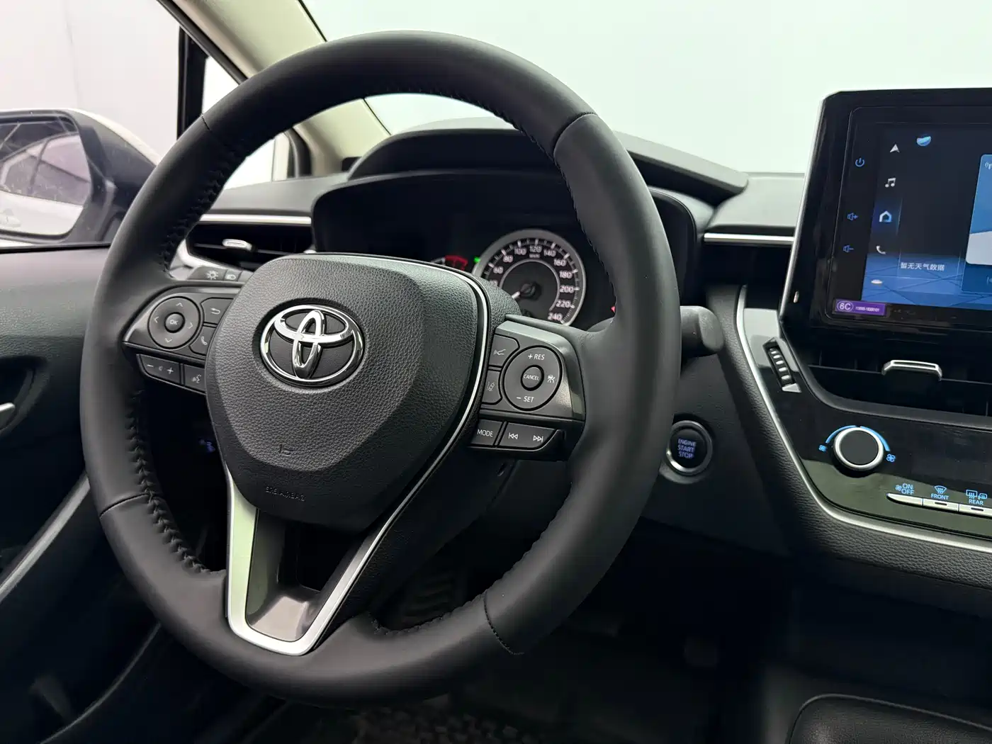 Toyota Corolla 2021 1.2T S-CVT Elite PLUS Edition фото 11