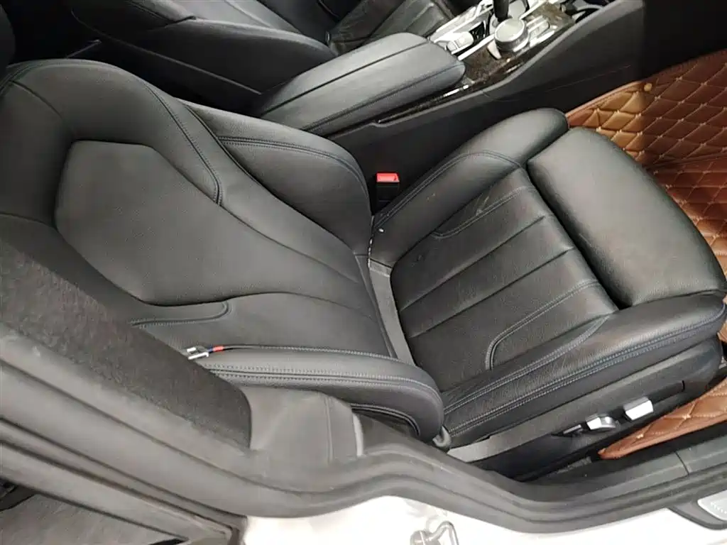 BMW 6 Series GT 2018 630i M Sport Package фото 25