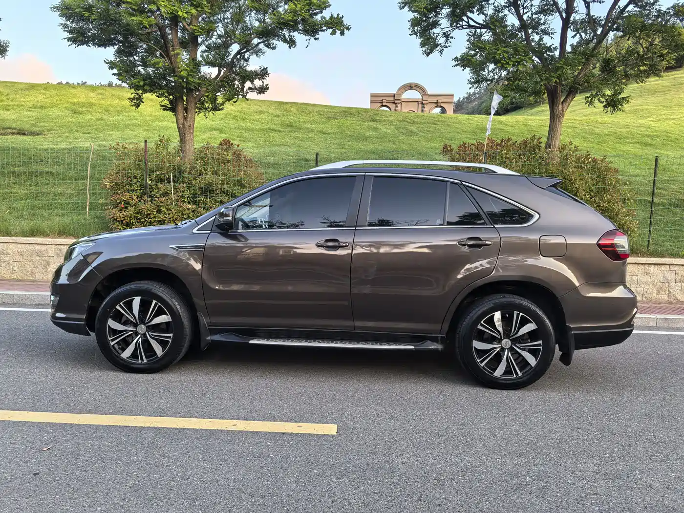 BYD S7 2017 2.0T Automatic Prestige Model фото 6
