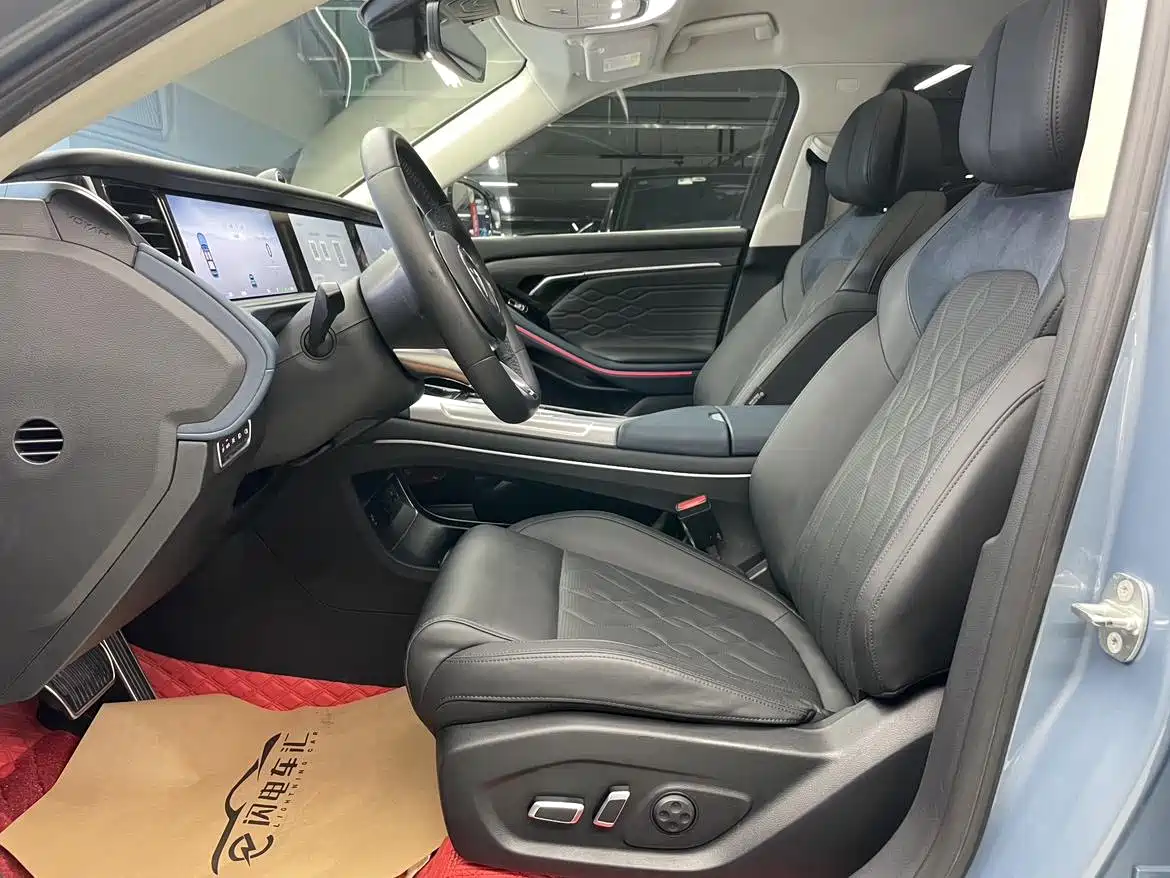 Voyah Auto VOYAH FREE 2021 AWD Standard Range Extender Exclusive Luxury Package фото 11