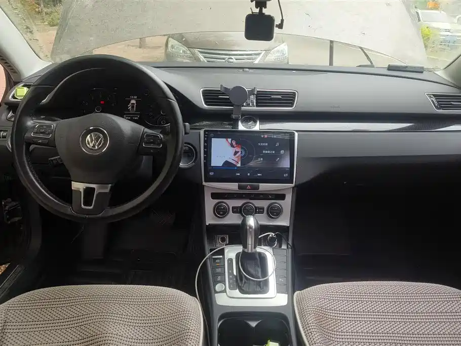 Volkswagen Magotan 2016 1.8TSI Smart Luxury фото 12
