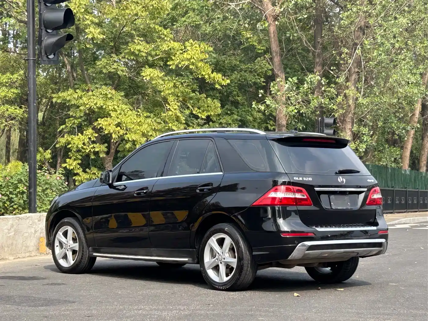 Mercedes-Benz M-Class 2015 ML 320 4MATIC фото 5