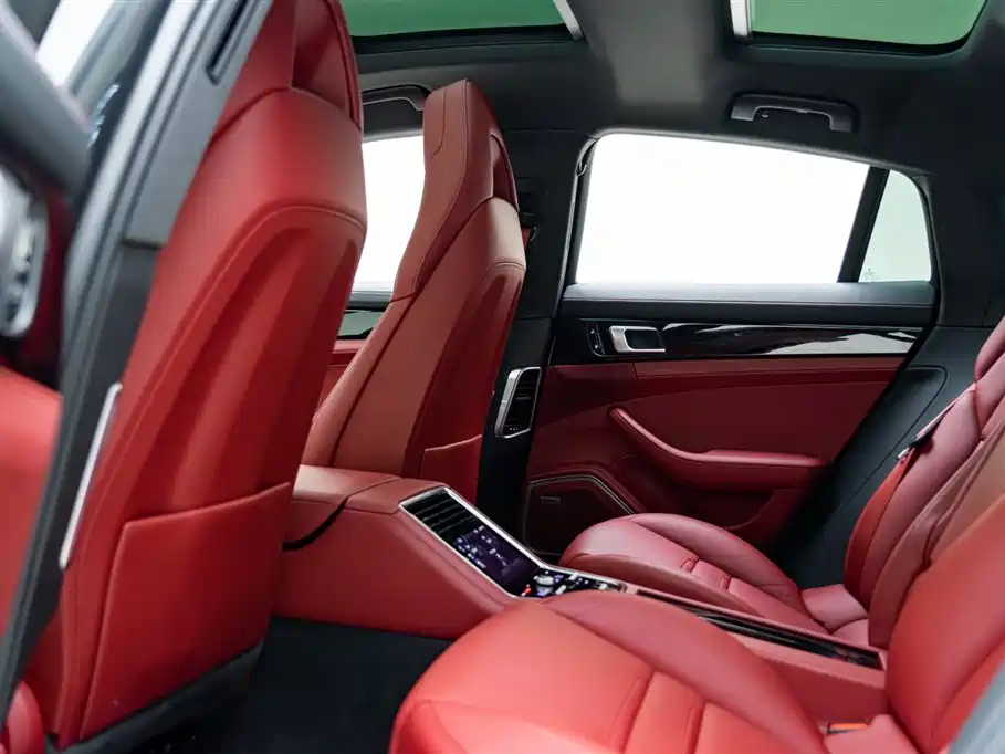 PORSCHE PANAMERA NEW ENERGY