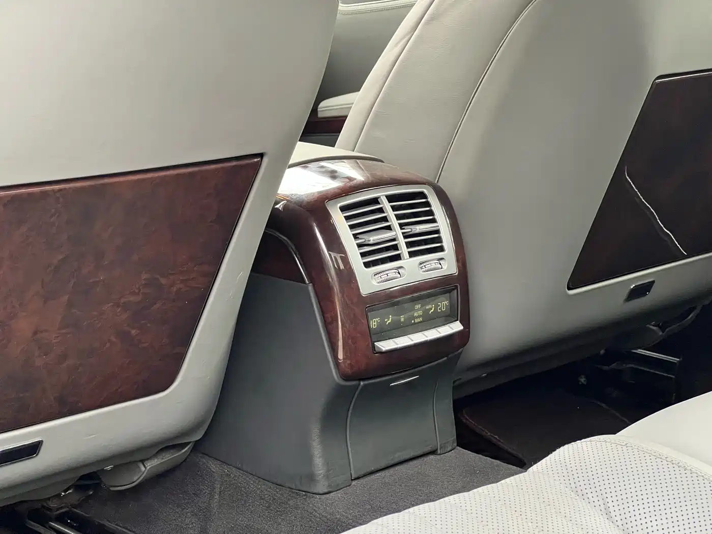 Mercedes-Benz S-Class 2008 Model S 600 L фото 28