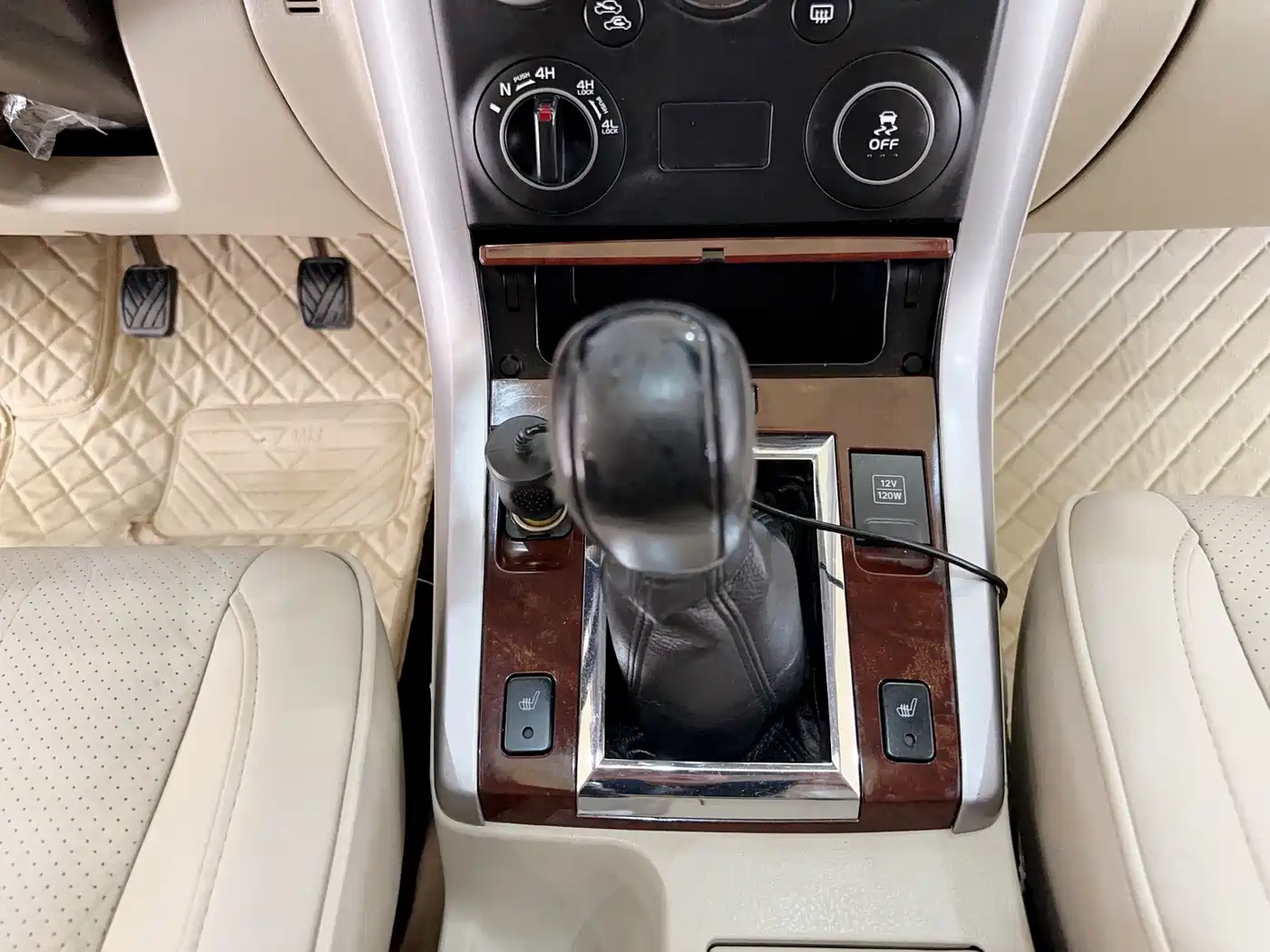 Photo 11 - Suzuki Grand Vitara
