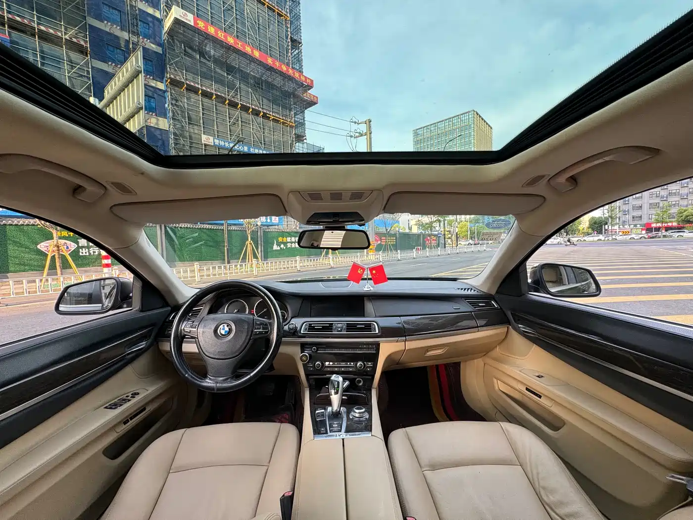 BMW 7 Series 2011 730Li Elegance фото 8