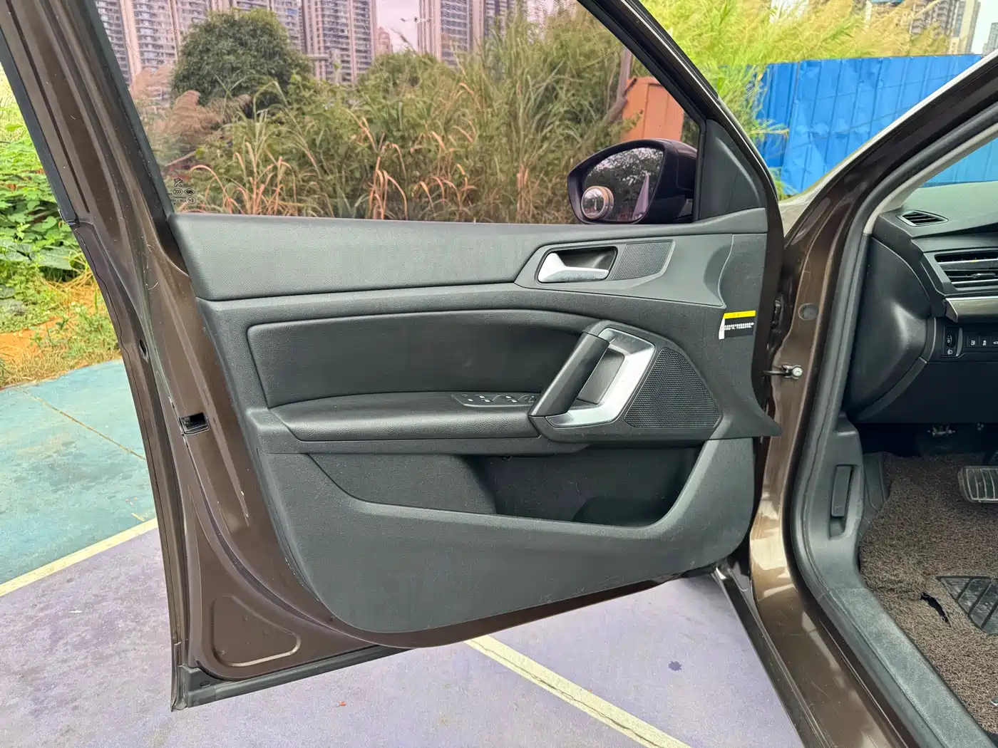 Peugeot 408 2015 Model 1.2T Automatic Luxury Edition фото 11