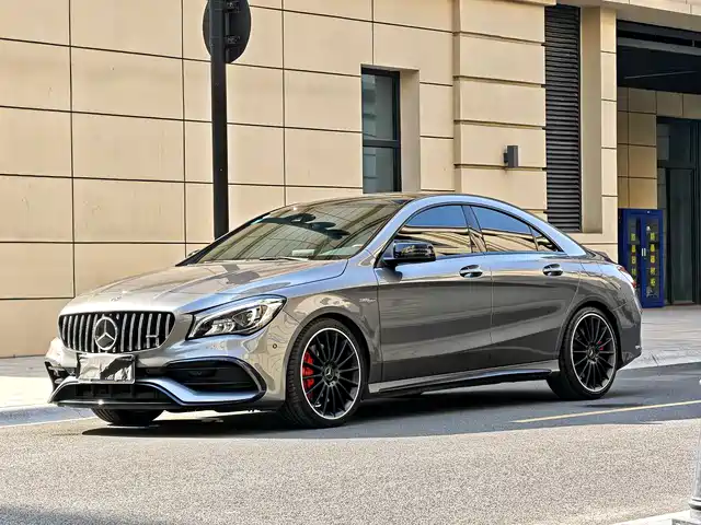 MERCEDES-BENZ CLA AMG