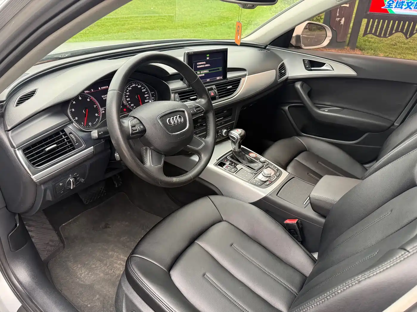 Audi A6L 2014 TFSI Standard фото 12