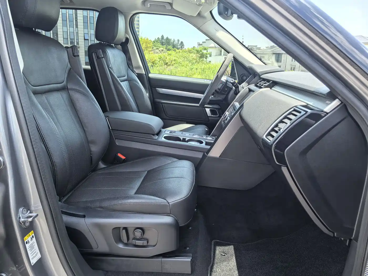 Land Rover Discovery 2020 2.0T 30th Anniversary Special Edition фото 7
