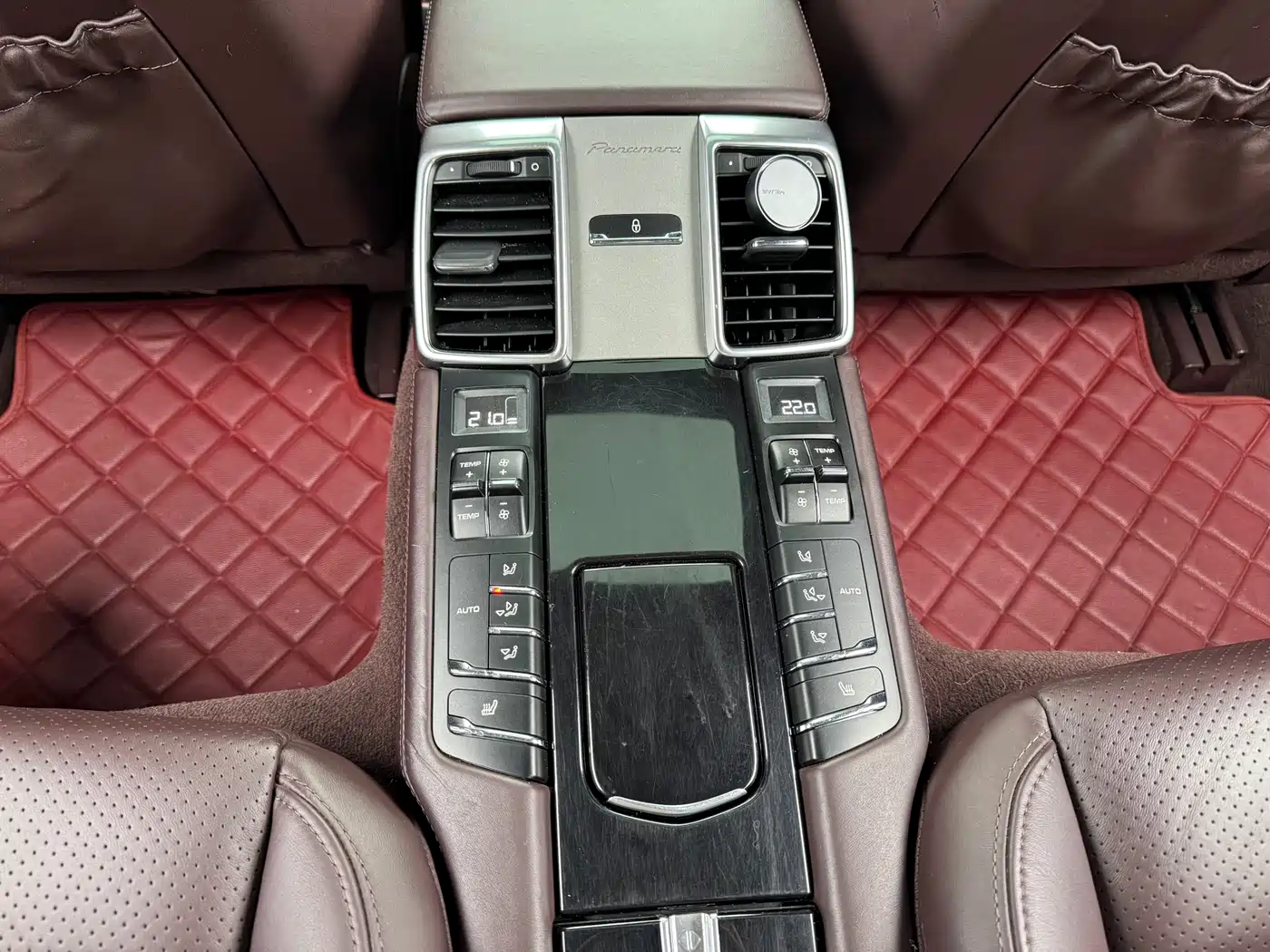 Porsche Panamera 2014 Panamera 4 3.0T фото 14