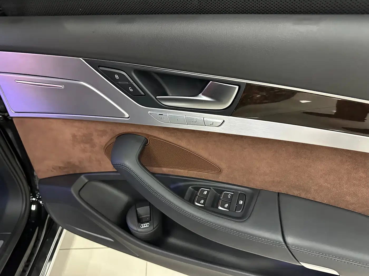 Audi A8 2016 A8L 45 TFSI quattro Luxury фото 13