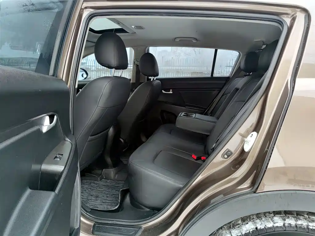 Kia Sportage 2016 2.0L Automatic 2WD GL фото 10