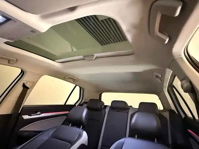 Volkswagen Golf 2021 200TSI DSG Pro фото 11