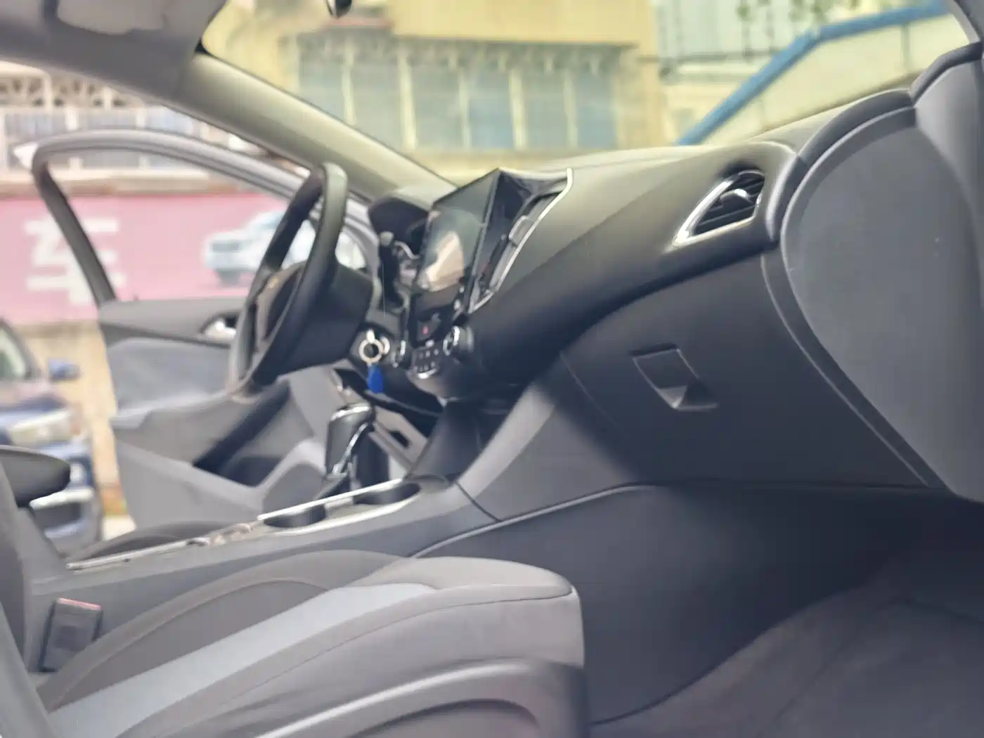 Chevrolet Cruze 2018 2018 320 Automatic Pioneer Sunroof Edition