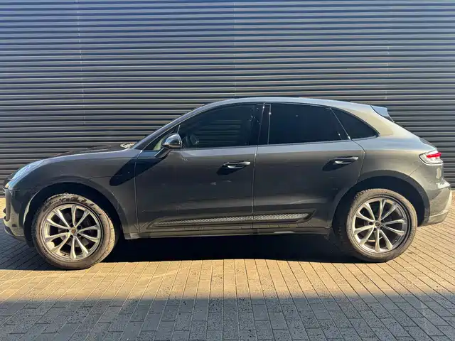 Porsche Macan 2022 Macan 2.0T — фото 4