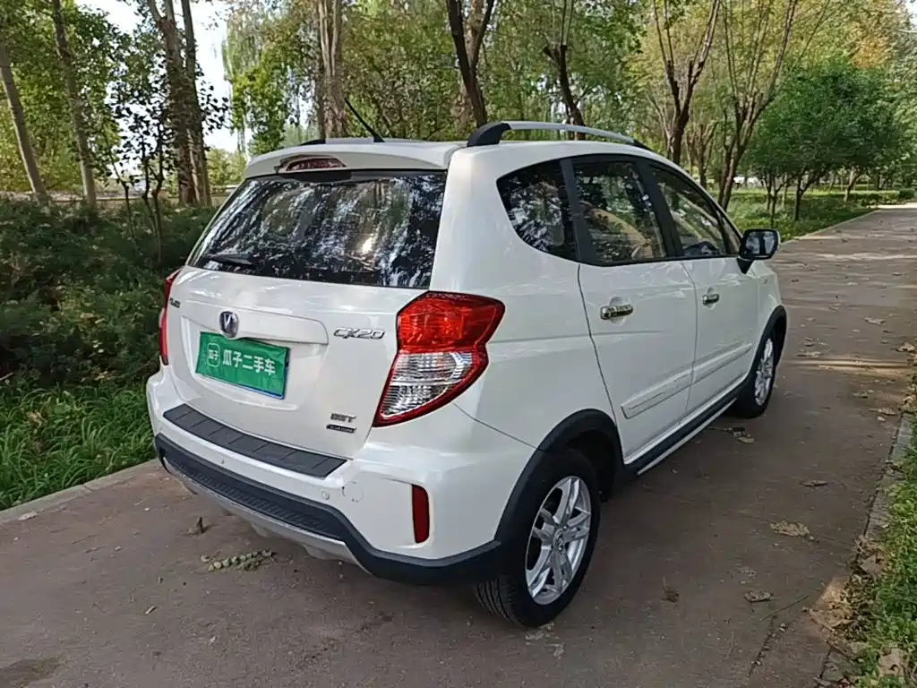 Changan CX20 2014 2014 1.4L IMT Sunroof Navigation Edition (China V)
