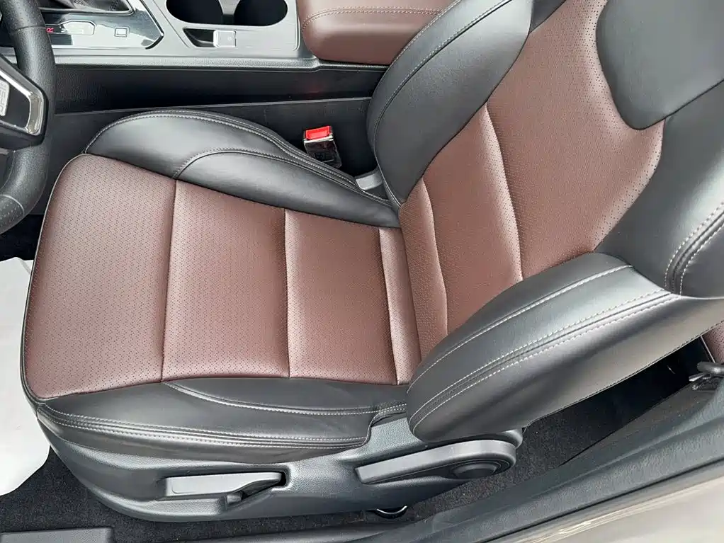 Dongfeng Fengguang Fengguang S560 2021 2021 2.0L CVT Elite