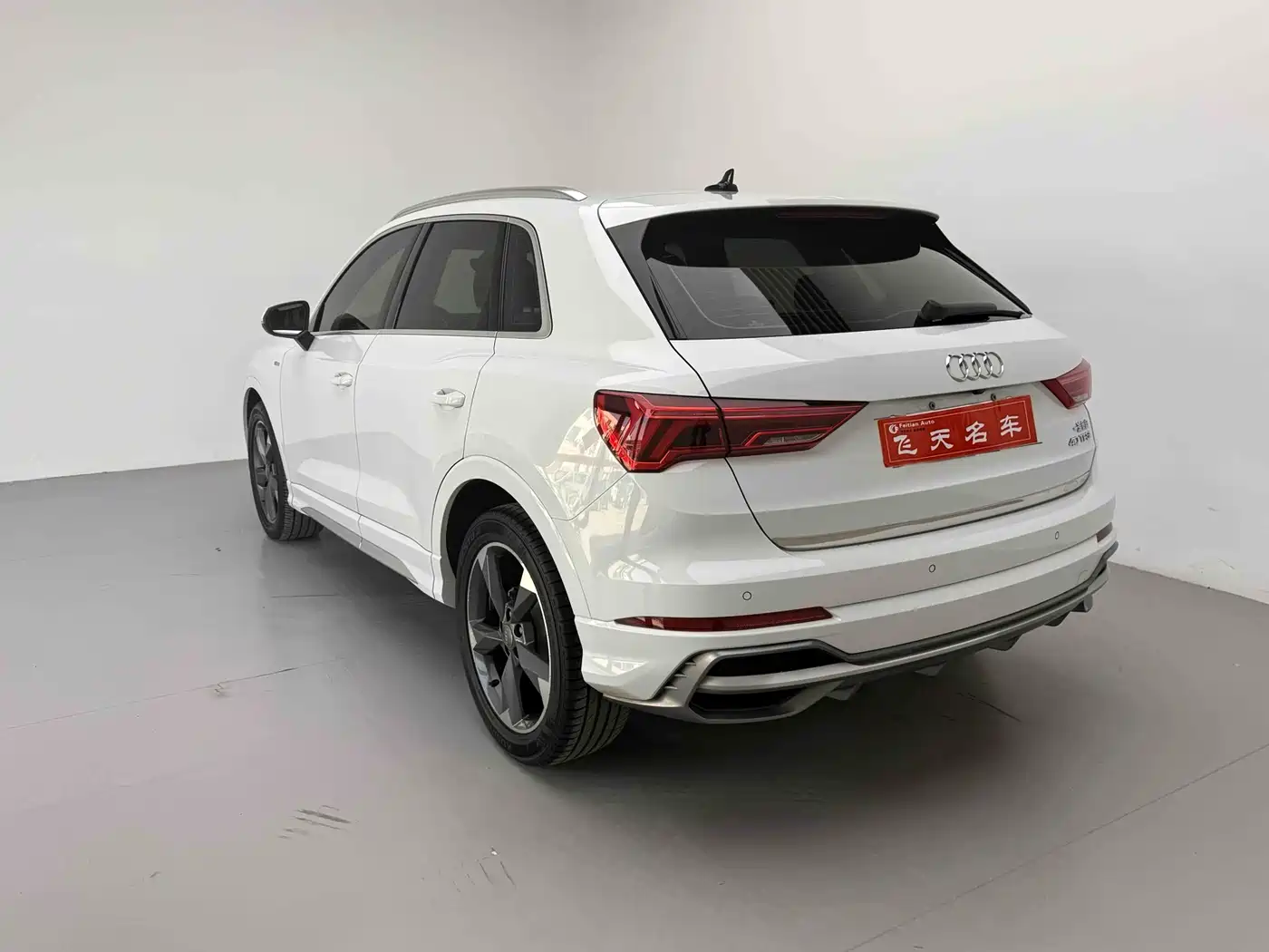 Audi Q3 2019 40 TFSI Fashion Dynamic фото 3