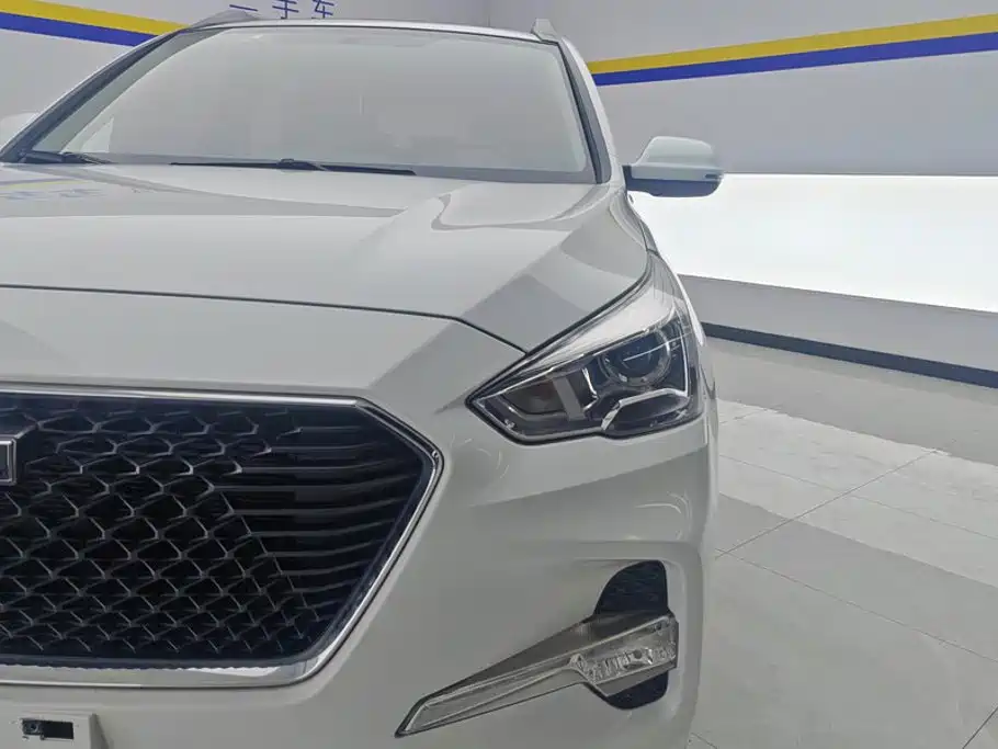 Фото 5 - Haval M6