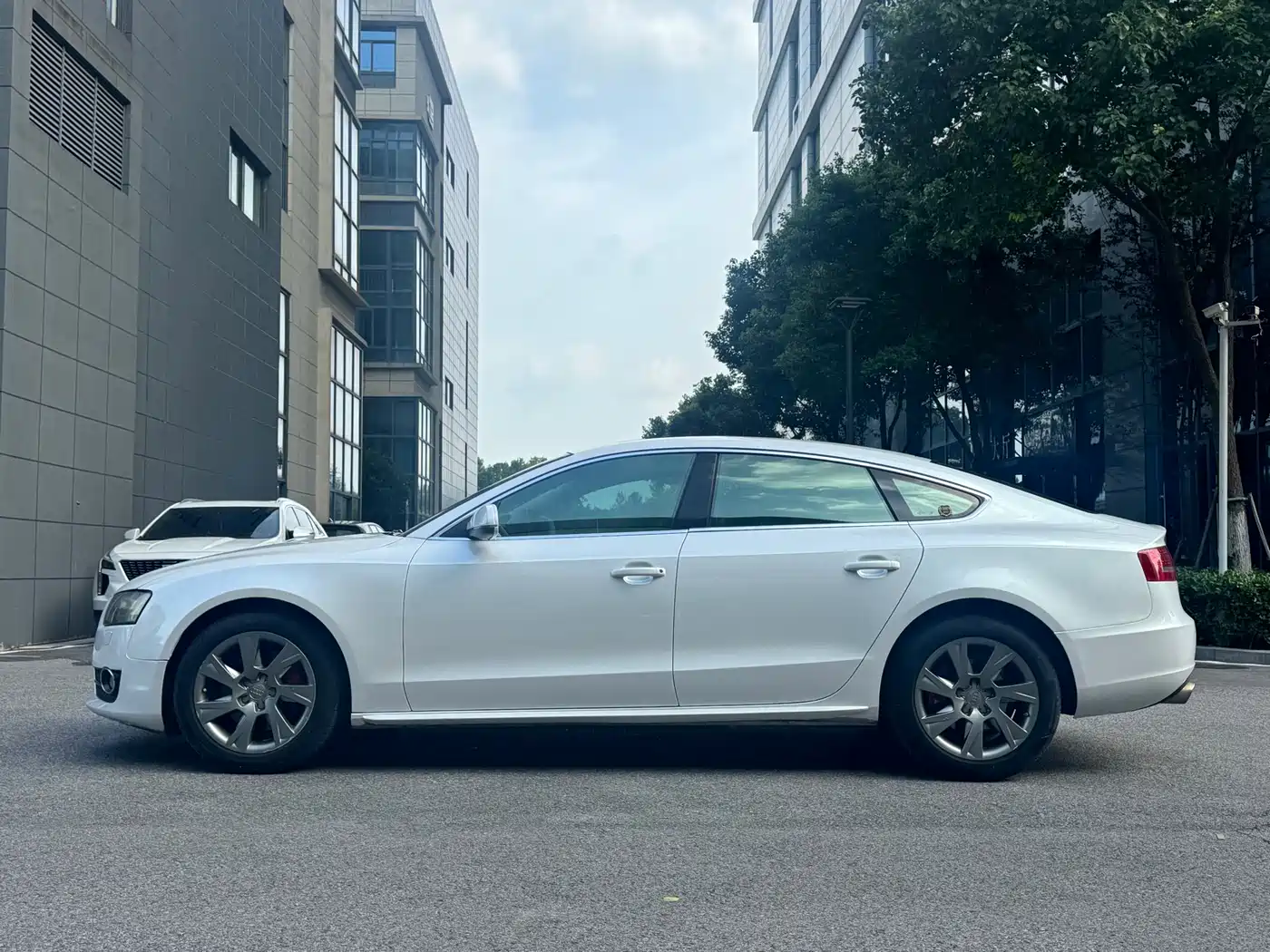 Audi A5 (Import) 2011 2010 2.0TFSI Sportback Comfort