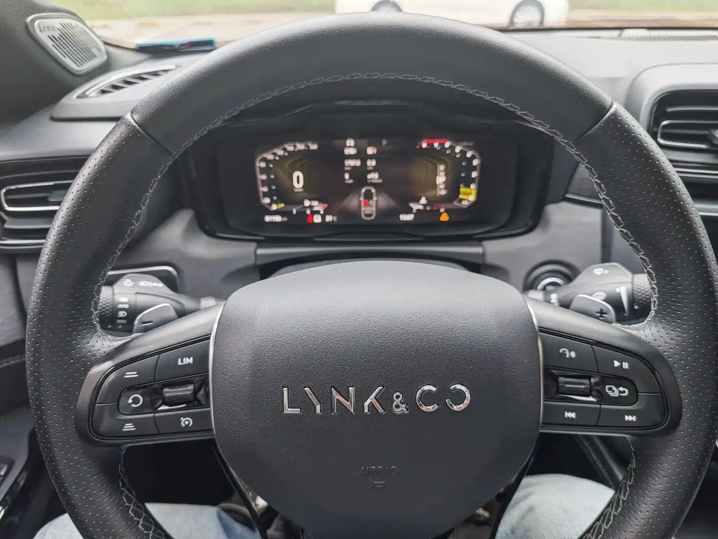 LYNK 03