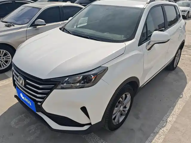 CHANGAN CS15