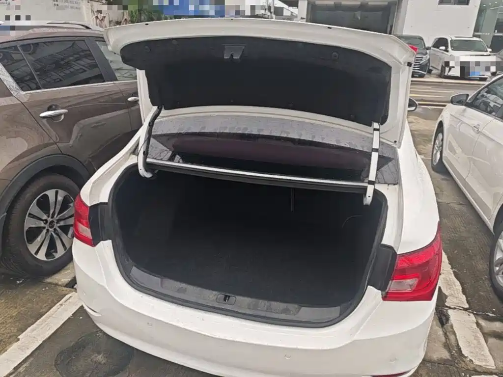 Photo 19 - Buick Excelle