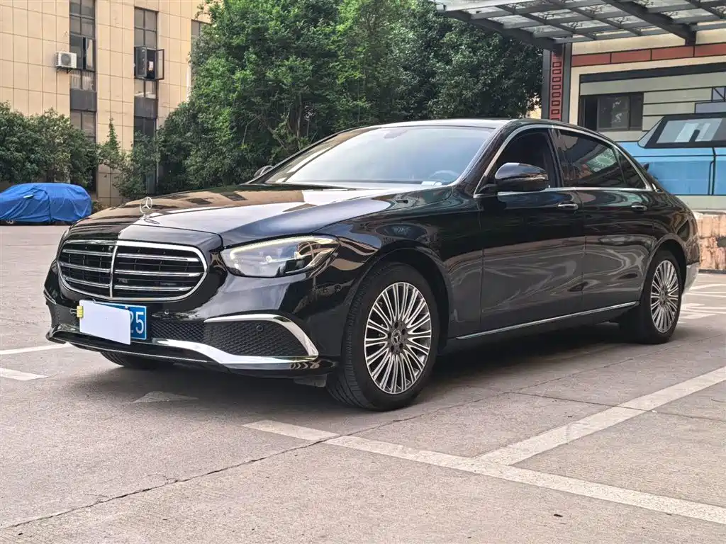 Mercedes-Benz E-Class 2022 E 300 L Luxury
