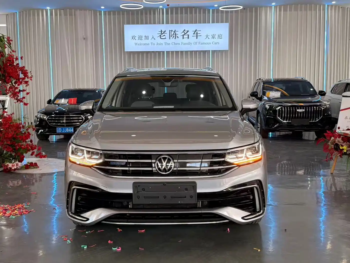 Volkswagen Tiguan L PHEV 2022 430PHEV Plug-in Hybrid Flagship Edition фото 2