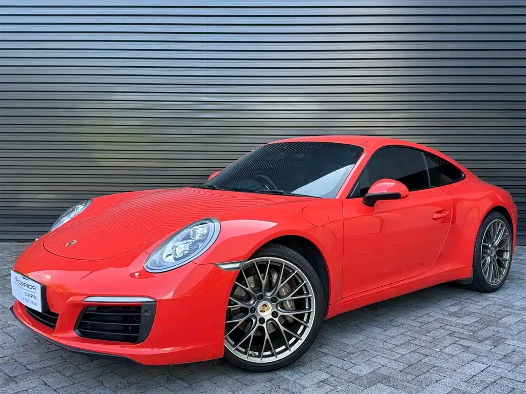 Фото 2 - Porsche 911