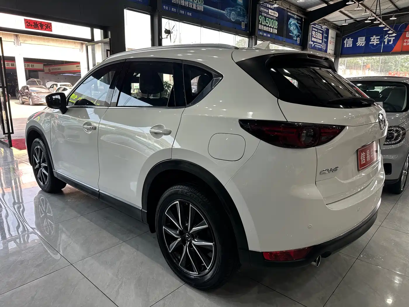 Фото 10 - Mazda CX-5