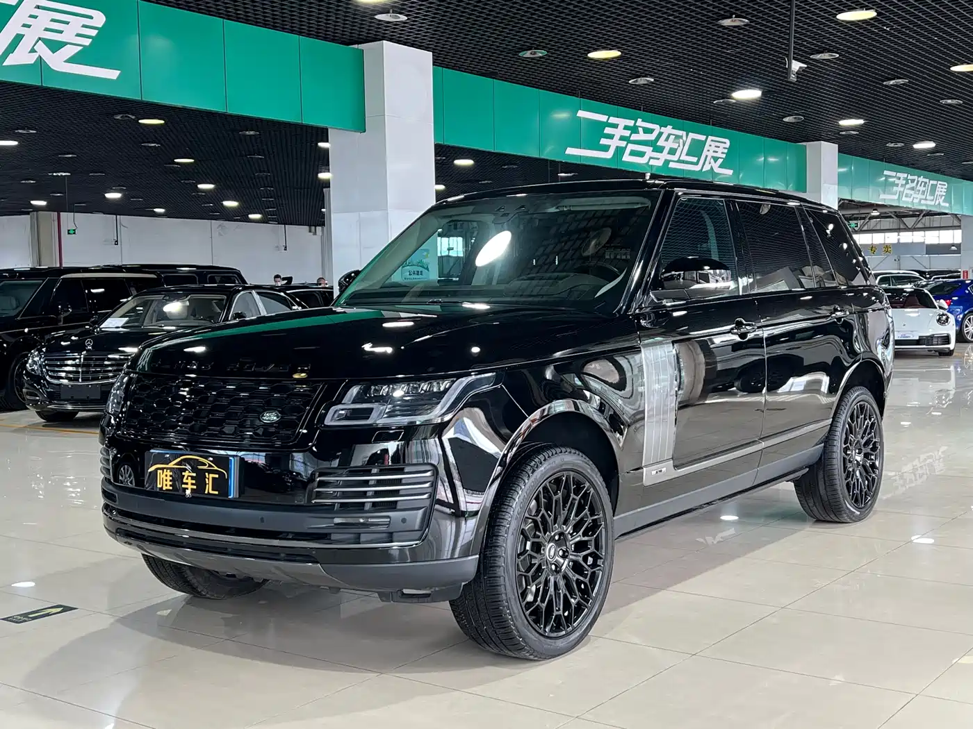 Land Rover Range Rover 2022 3.0 L6 400PS Heritage Extended Classic Edition