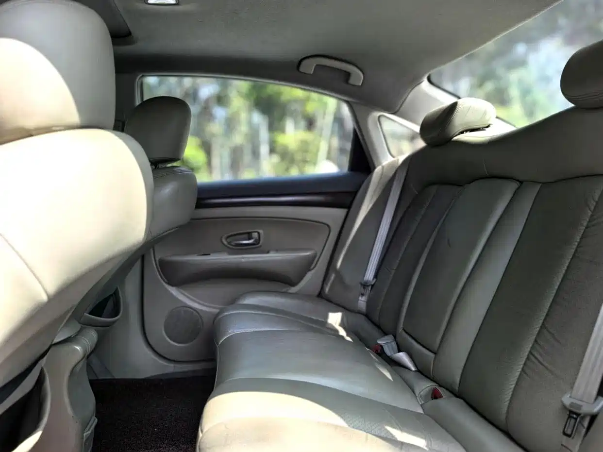 Nissan Sylphy 2010 2009 2.0XL CVT Technology Sunroof Edition