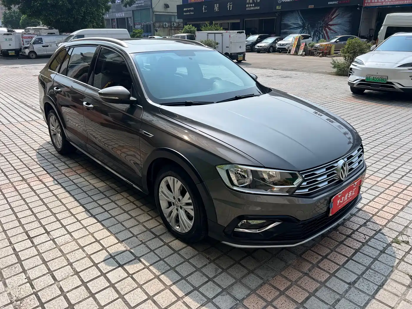 Volkswagen C-TREK 2018 2017 230TSI DSG Comfort