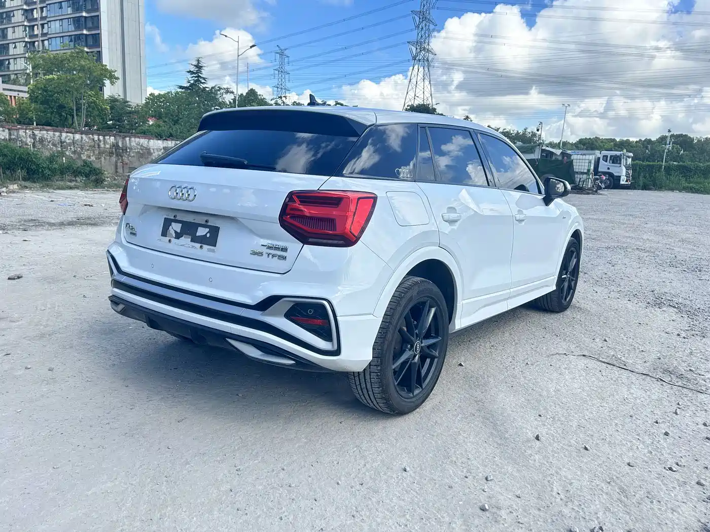 Фото 8 - Audi Q2L