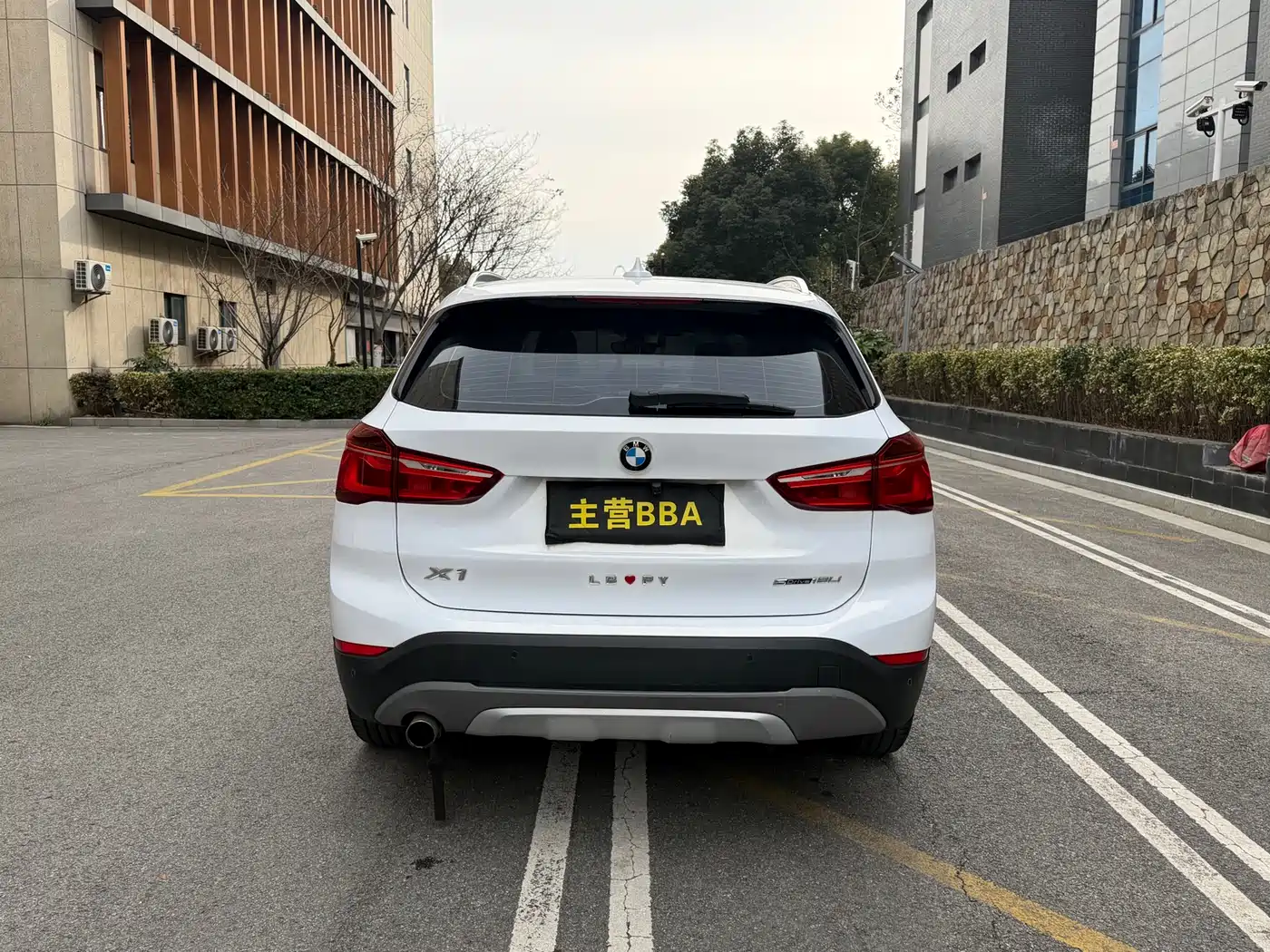 BMW X1 2018 sDrive18Li Premium Model фото 22