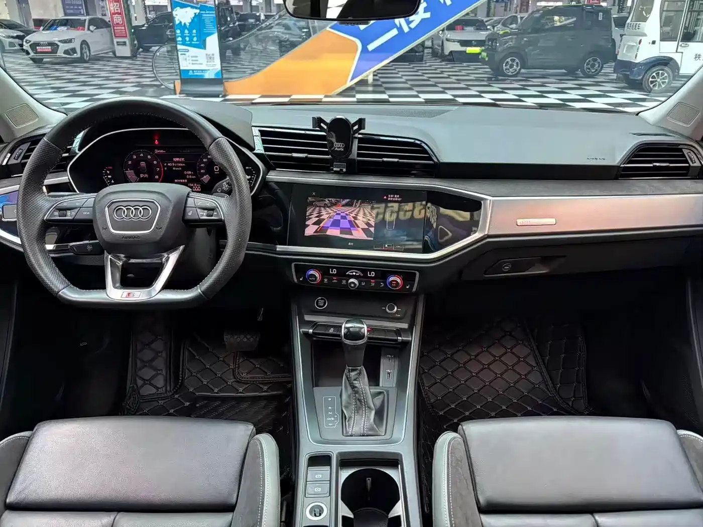 Audi Q3 Sportback 2020 40 TFSI Fashion фото 10