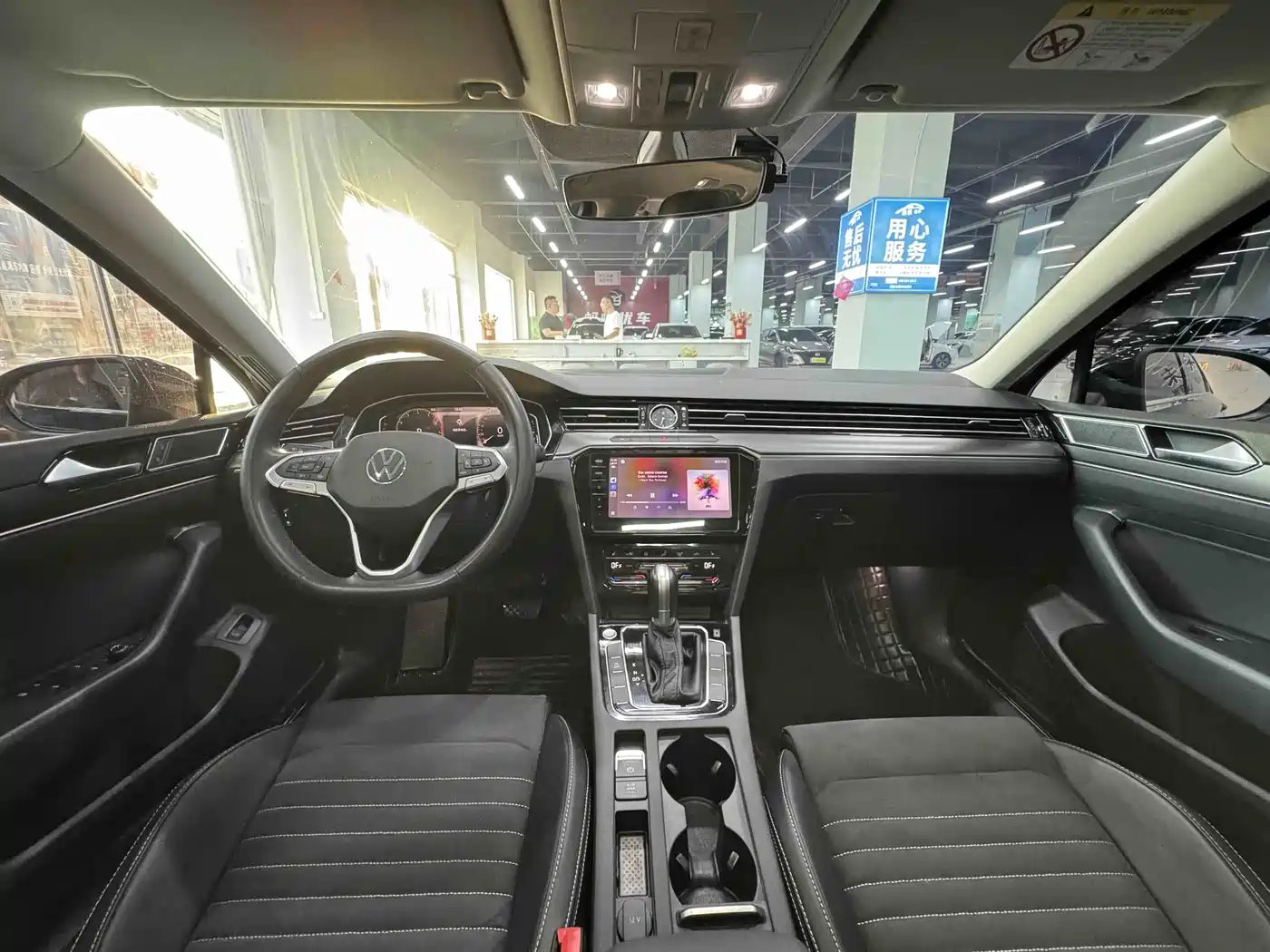Volkswagen Magotan 2020 330TSI DSG Luxury фото 12