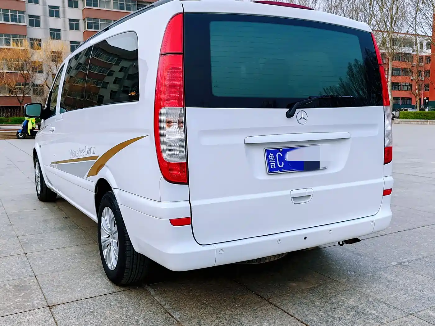 Mercedes-Benz Vito 2011 2.5L Business Edition фото 12