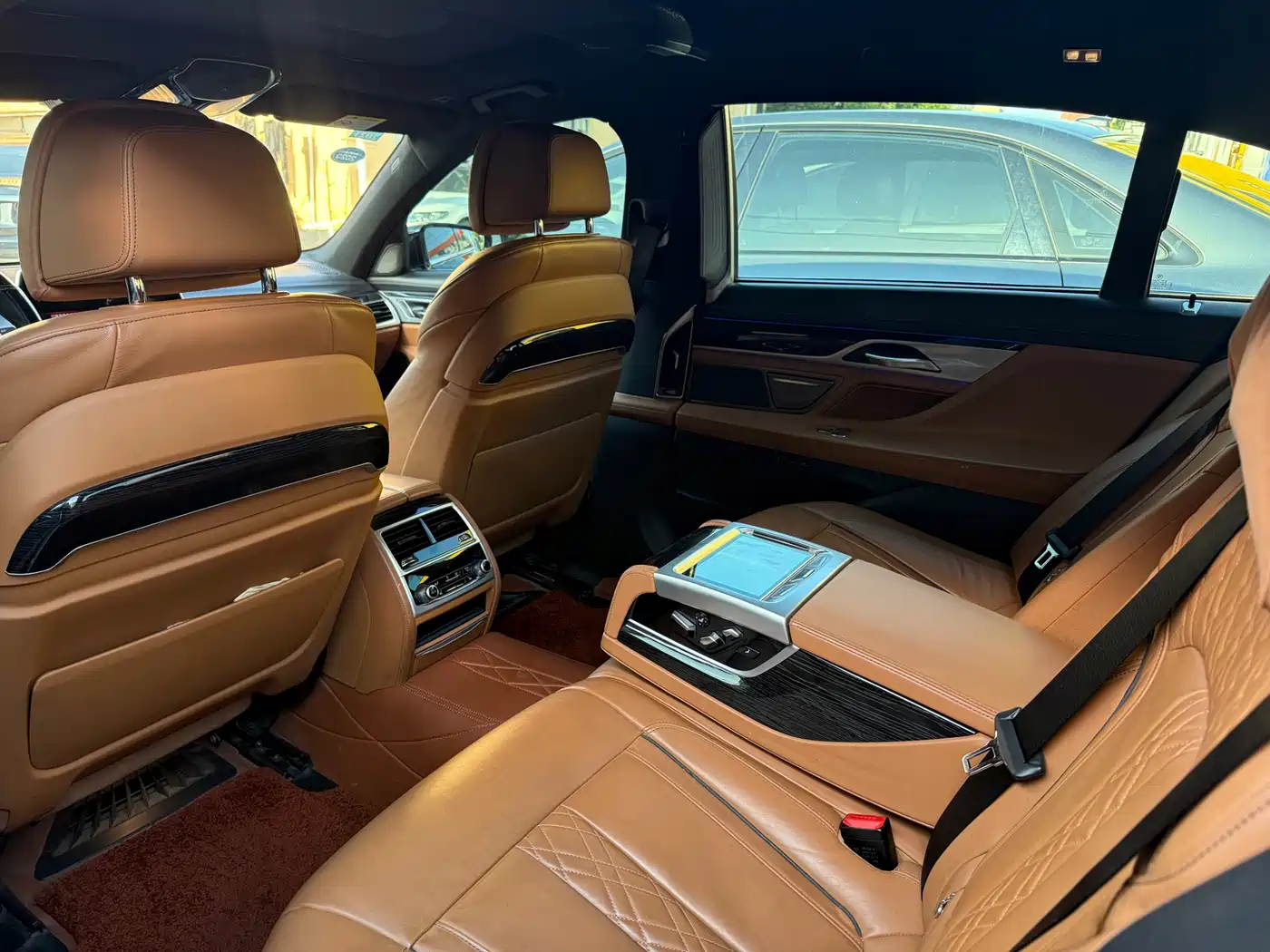 BMW 7 Series 2019 730Li M Sport Package фото 12
