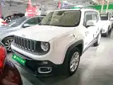 Photo 1 - Jeep Renegade