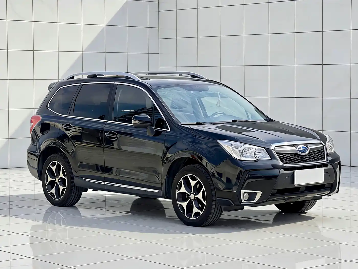 Subaru Forester 2015 2.0i Special Commemorative Edition фото 3