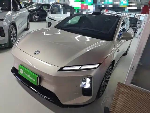 NIO ET5T 2025