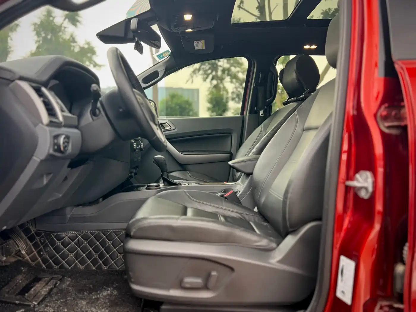 Ford Everest 2017 2017 2.0T Gasoline Automatic 4WD Luxury Edition 5-Seater
