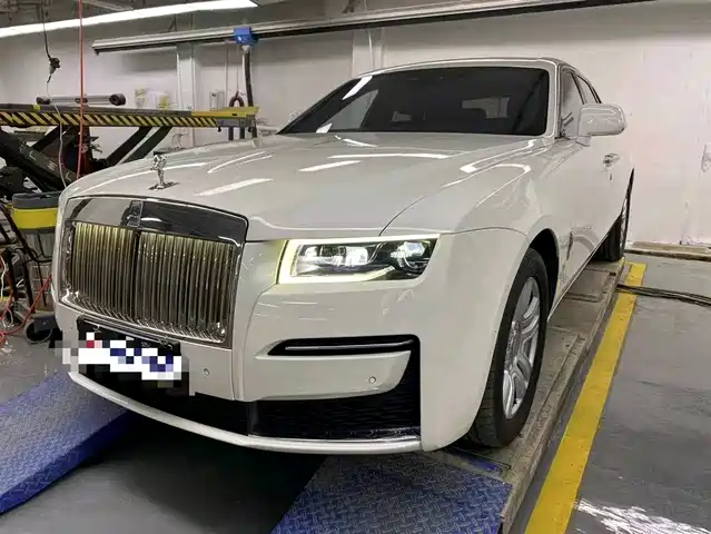 ROLLS-ROYCE GUST
