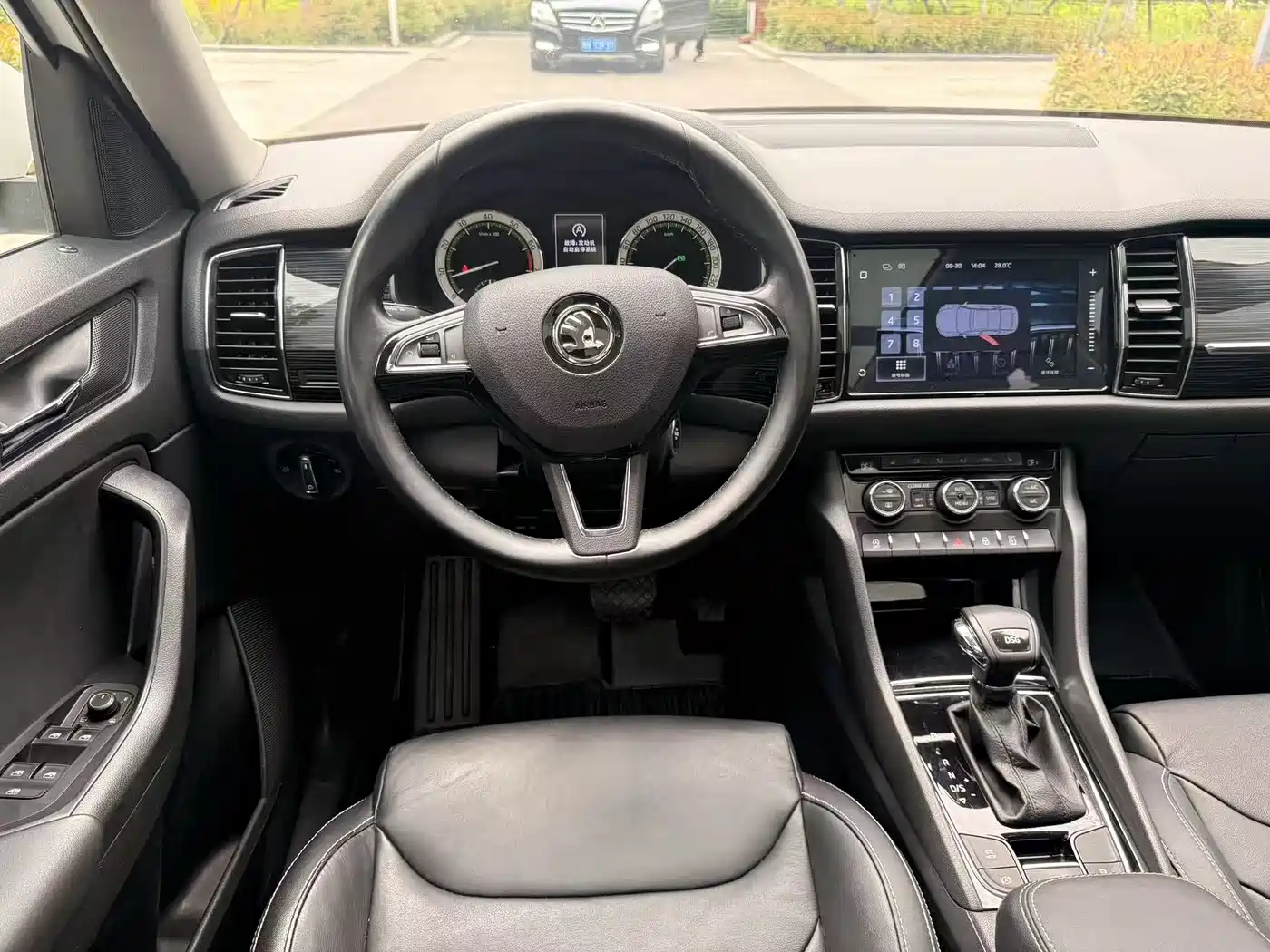 Škoda Kodiaq 2018 Facelift TSI330 5-seat 2WD Premium Luxury Edition фото 20